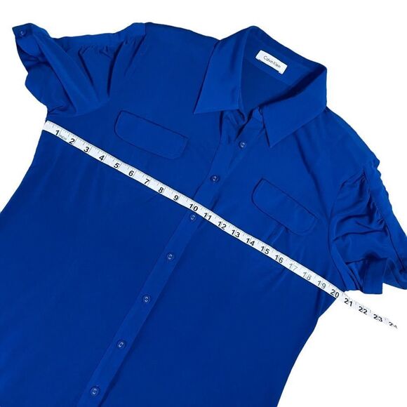 Soft Blue Short sleeve button down shirt - Picture 7 of 12